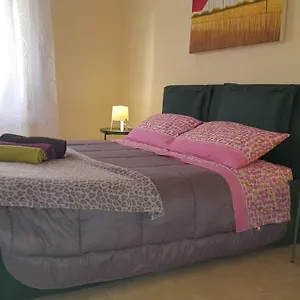 Appartement Uso Turistico Vicino San Giovanni, Rome